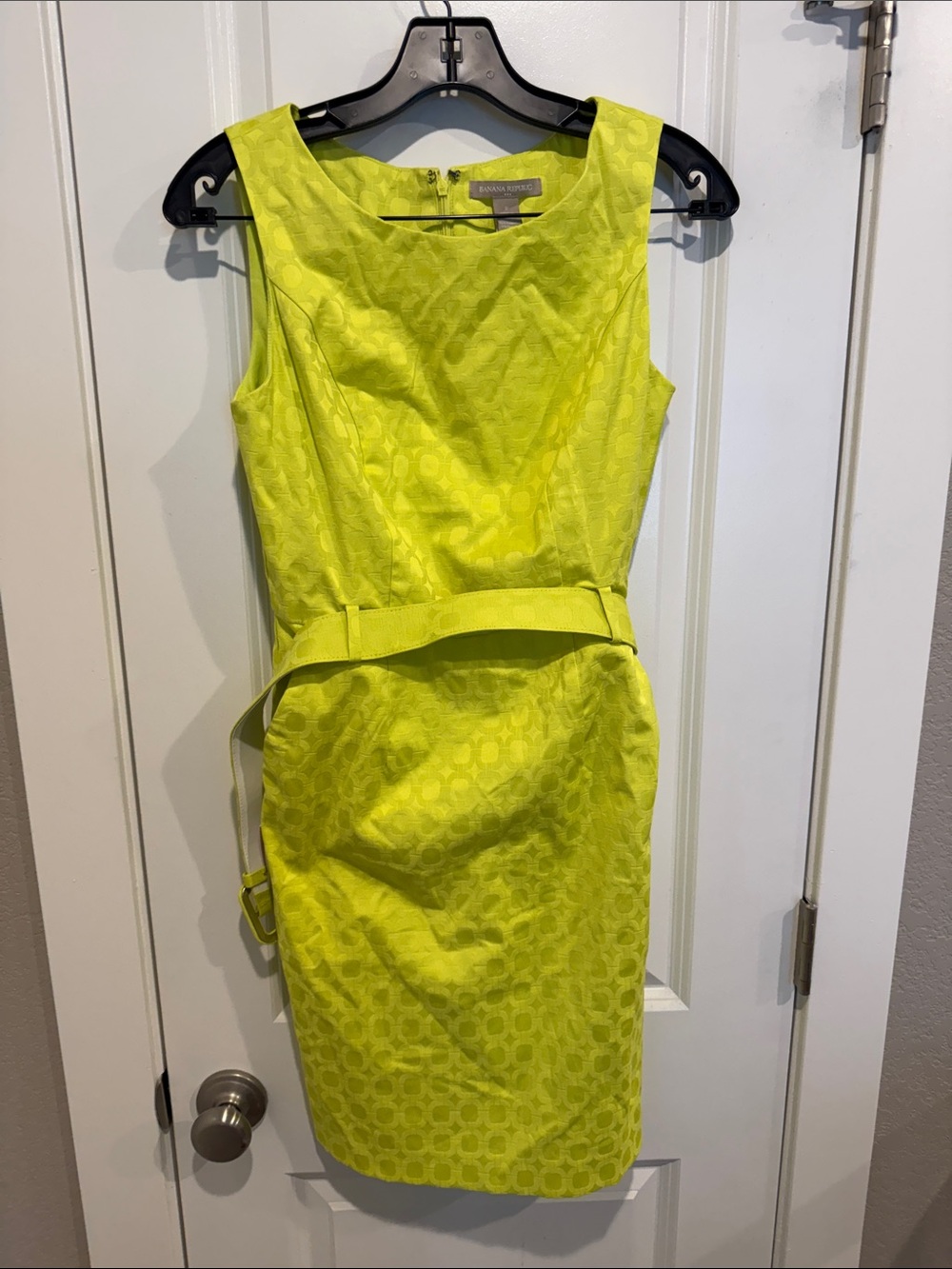 Banana Republic Neon Chartreuse Jacquard Shell dress size 2